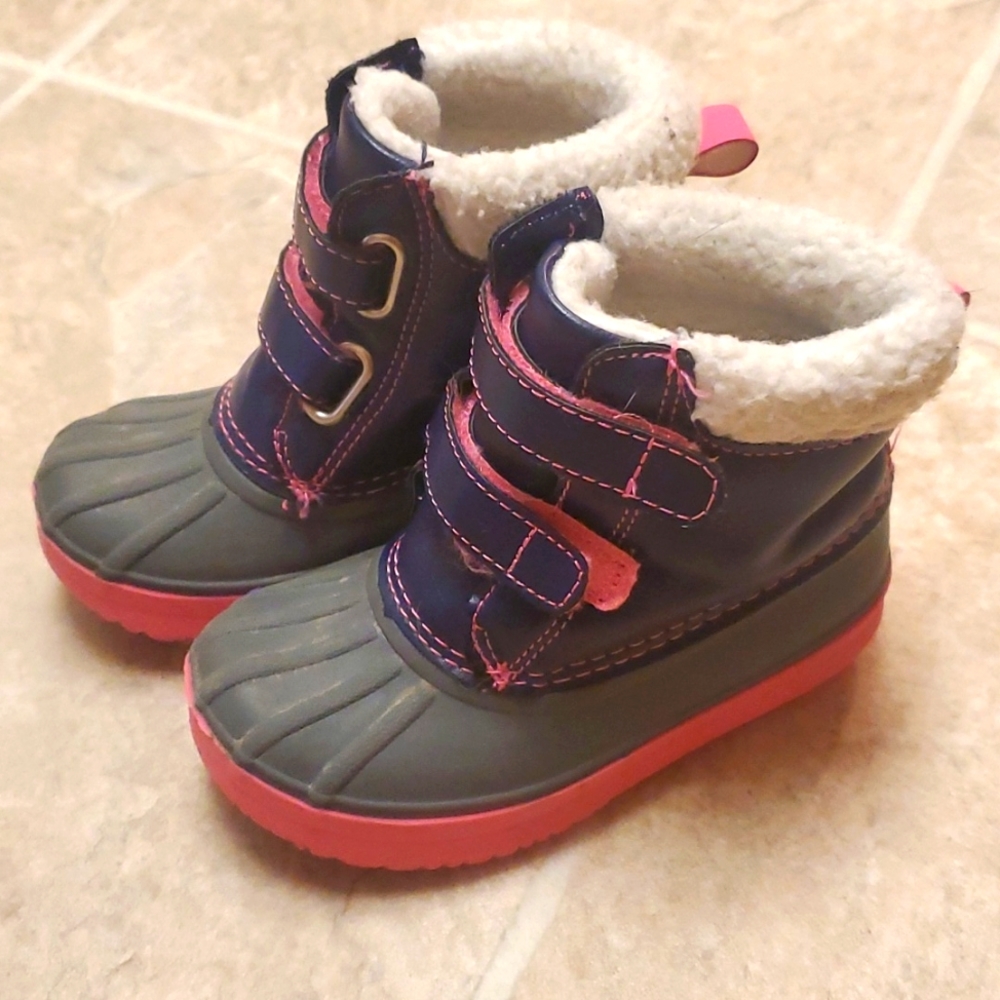 Girls snow boots